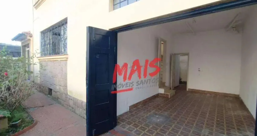 Sobrado para alugar em Embaré de 220.00m² com 3 Quartos e 1 Garagem