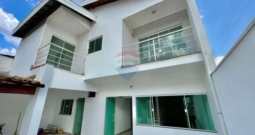 Sobrado para alugar em Jardim Igaçaba de 200.00m² com 3 Quartos e 2 Suites