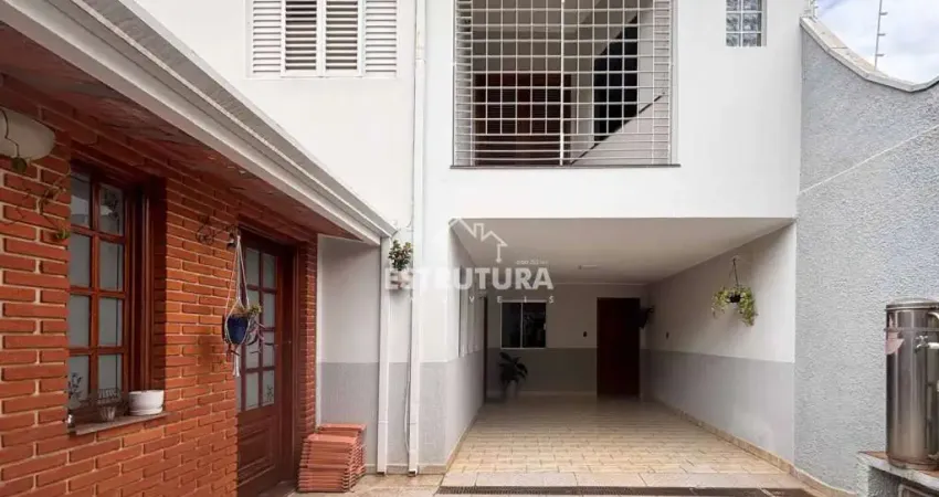 Casa para venda em Vila Santo Antônio de 182.00m² com 4 Quartos, 1 Suite e 2 Garagens