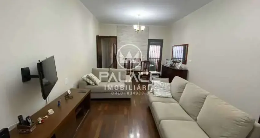 Casa para venda em Piracicamirim de 125.00m² com 3 Quartos, 1 Suite e 2 Garagens