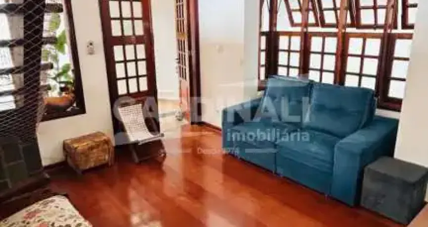 Casa de Condomínio para venda em Parque Faber Castell I de 216.00m² com 3 Quartos, 3 Suites e 4 Garagens