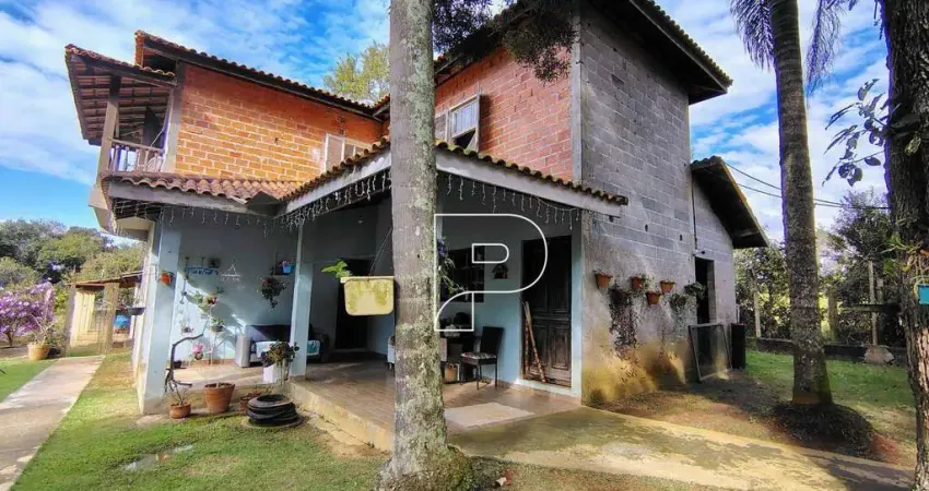 Casa para venda em Chácara Real de 152.00m² com 3 Quartos, 1 Suite e 5 Garagens