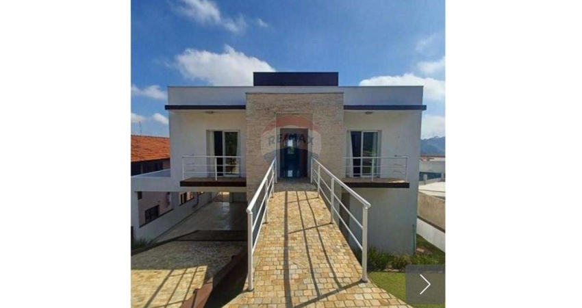 Casa de Condomínio para alugar em Jardim Imperial Hills Iii de 320.00m² com 4 Quartos, 3 Suites e 6 Garagens
