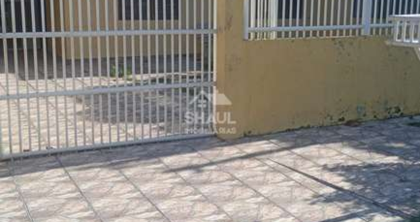 Casa para alugar em Centro de 70.00m² com 3 Quartos, 1 Suite e 4 Garagens