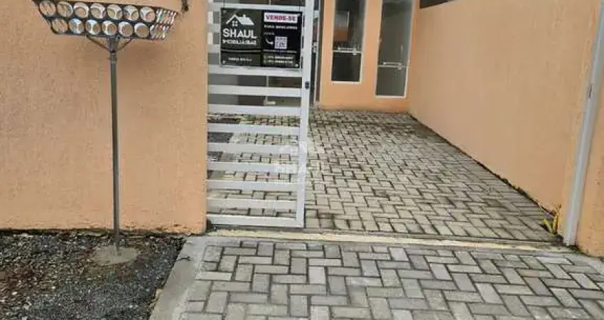 Casa para venda em Guaratuba de 60.00m² com 2 Quartos, 1 Suite e 1 Garagem