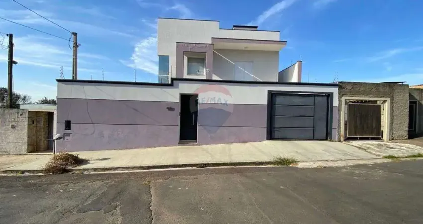 Casa para alugar em Loteamento São Jerônimo de 245.00m² com 2 Quartos, 1 Suite e 4 Garagens