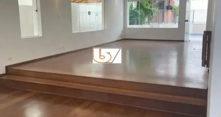 Casa de Condomínio para alugar em Alphaville de 420.00m² com 5 Quartos, 3 Suites e 4 Garagens
