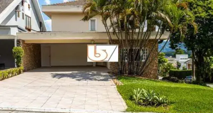 Casa de Condomínio para venda em Alphaville de 387.00m² com 4 Quartos, 2 Suites e 4 Garagens