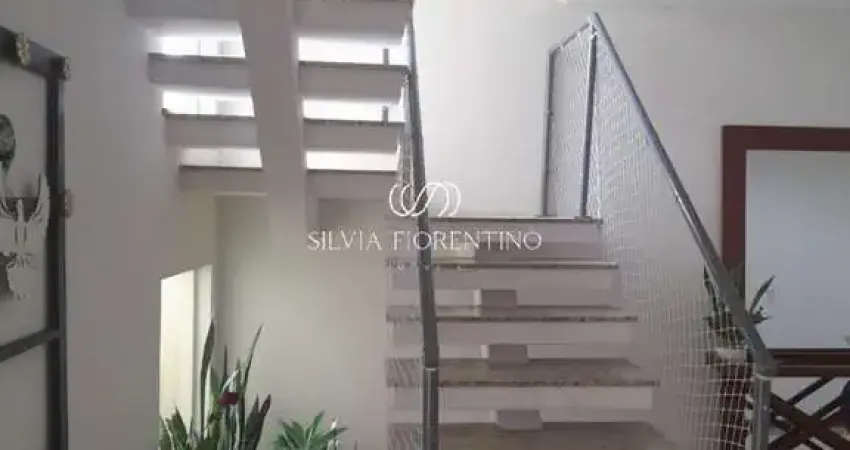 Casa para venda em Loteamento Residencial Porto Seguro de 250.00m² com 3 Quartos, 1 Suite e 4 Garagens
