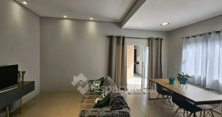 Casa para venda em Jardim Santa Clara de 111.00m² com 1 Quarto, 1 Suite e 2 Garagens