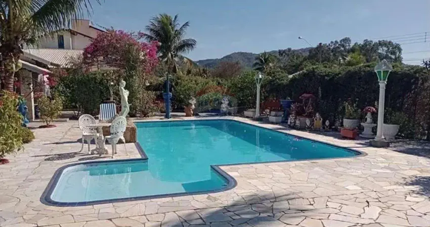 Casa para venda em São Pedro de 199.32m² com 5 Quartos, 3 Suites e 2 Garagens