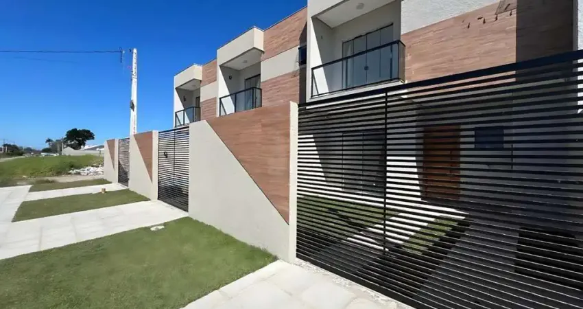Sobrado para venda em Guaratuba de 96.00m² com 3 Quartos, 1 Suite e 1 Garagem