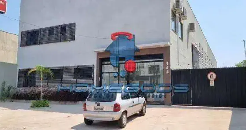 Galpão / Depósito / Armazém para venda em Vila Areião de 770.00m² com 3 Garagens