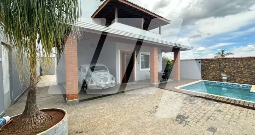 Sobrado para venda em São Pedro de 167.00m² com 3 Quartos, 1 Suite e 3 Garagens