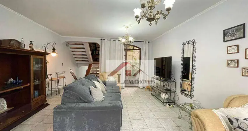 Sobrado para venda em Utinga de 293.00m² com 3 Quartos, 1 Suite e 4 Garagens