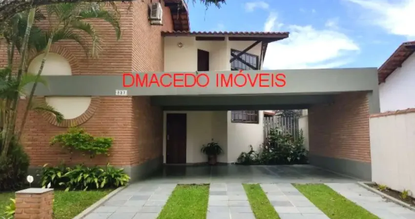 Casa para venda em Condominio Lagoinha de 359.00m² com 3 Quartos, 2 Suites e 4 Garagens