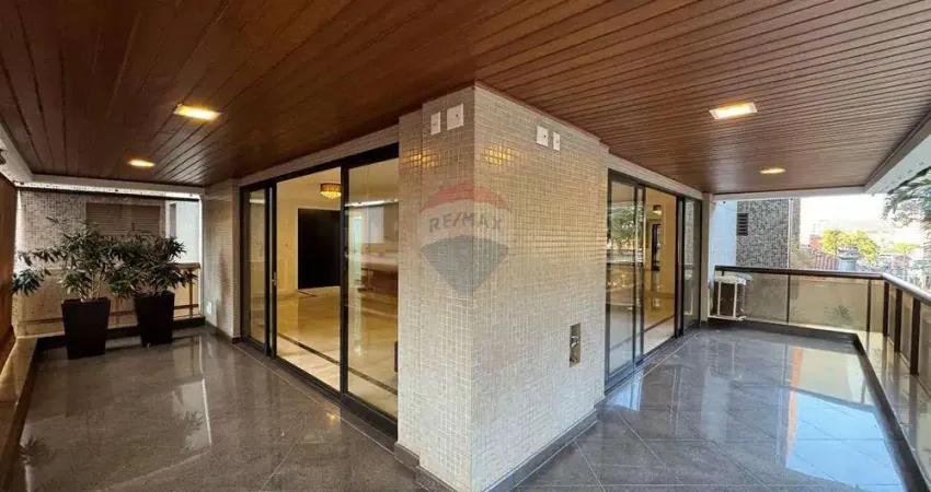 Apartamento para venda em Centro de 252.48m² com 4 Quartos, 3 Suites e 3 Garagens