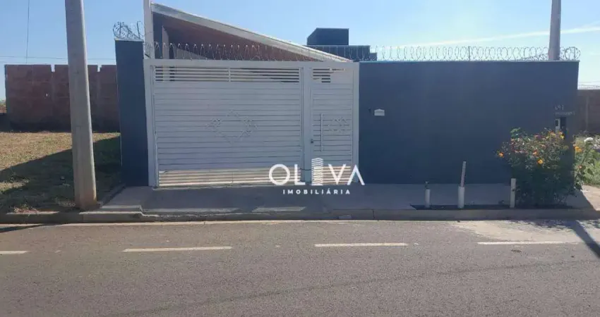 Casa para venda em Residencial Aroeiras Ii de 119.00m² com 2 Quartos e 2 Garagens