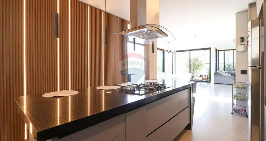 Casa de Condomínio para alugar em Tamboré de 388.00m² com 4 Quartos e 4 Suites
