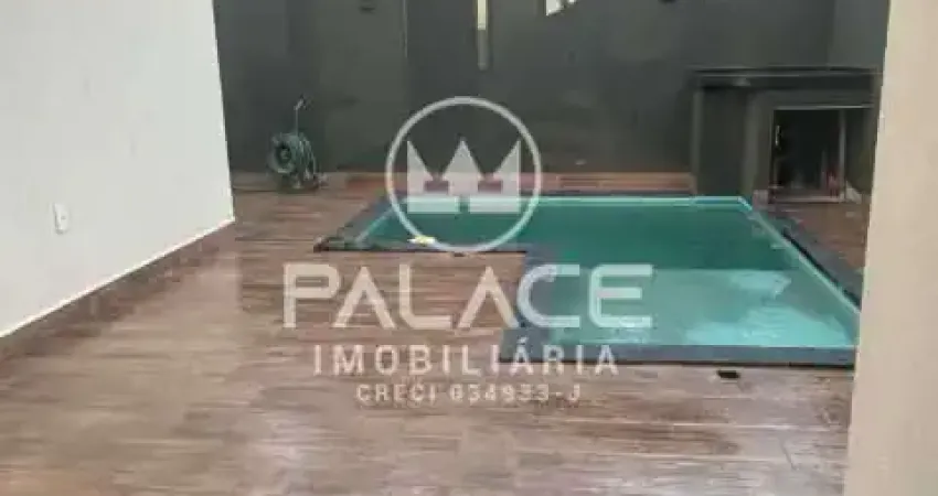 Casa de Condomínio para venda em Residencial Fazenda Pinheirinho de 165.00m² com 3 Quartos, 1 Suite e 4 Garagens