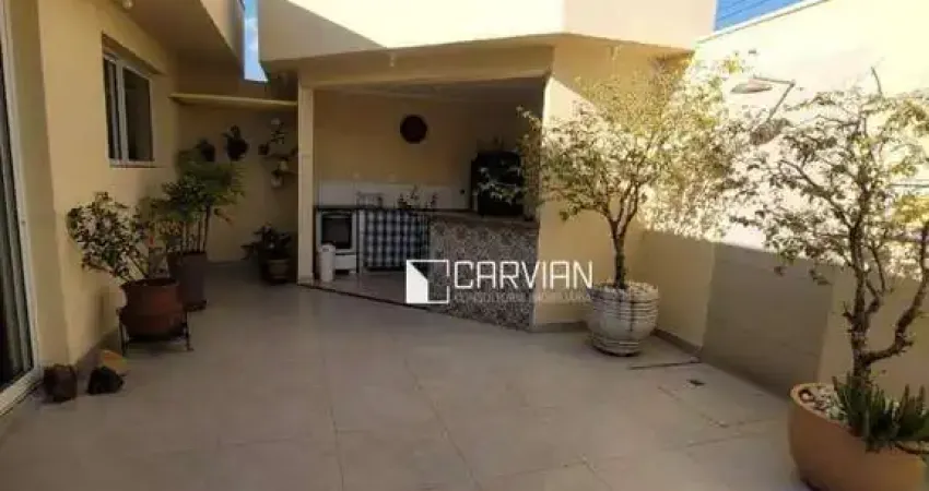 Casa para venda em Jardim São Luiz de 195.00m² com 3 Quartos, 1 Suite e 4 Garagens
