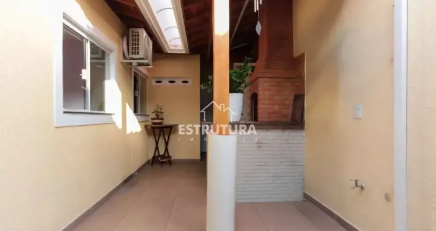 Casa para venda em Centro de 100.00m² com 2 Quartos e 2 Garagens