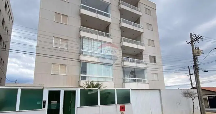Apartamento para venda em Vila Carmelo de 72.50m² com 2 Quartos, 1 Suite e 2 Garagens