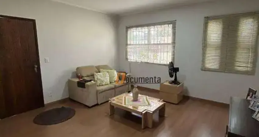 Casa para venda em Icaray de 171.00m² com 3 Quartos, 1 Suite e 2 Garagens