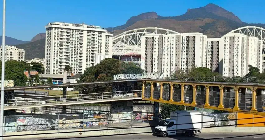 Apartamento para alugar em Pilares de 46.00m² com 2 Quartos e 1 Garagem