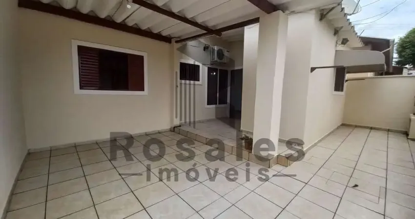 Casa para alugar em Vila Presidente Médici de 50.00m² com 1 Quarto e 1 Garagem