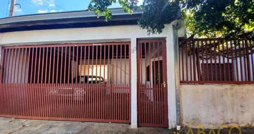 Casa para venda em Parque Santa Felícia Jardim de 150.00m² com 4 Quartos, 1 Suite e 2 Garagens