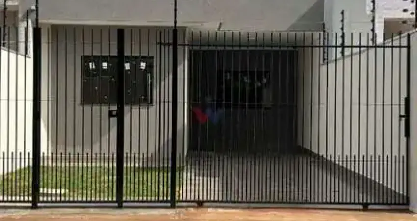 Casa para venda em Jardim Universal de 75.00m² com 3 Quartos, 1 Suite e 2 Garagens