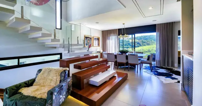 Casa para venda em Santa Isabel de 360.00m² com 4 Quartos, 4 Suites e 4 Garagens