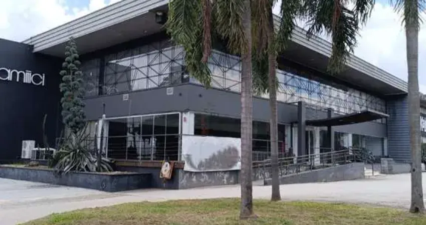 Loja para alugar em Jardim Santa Rosália de 1380.00m² com 179 Garagens