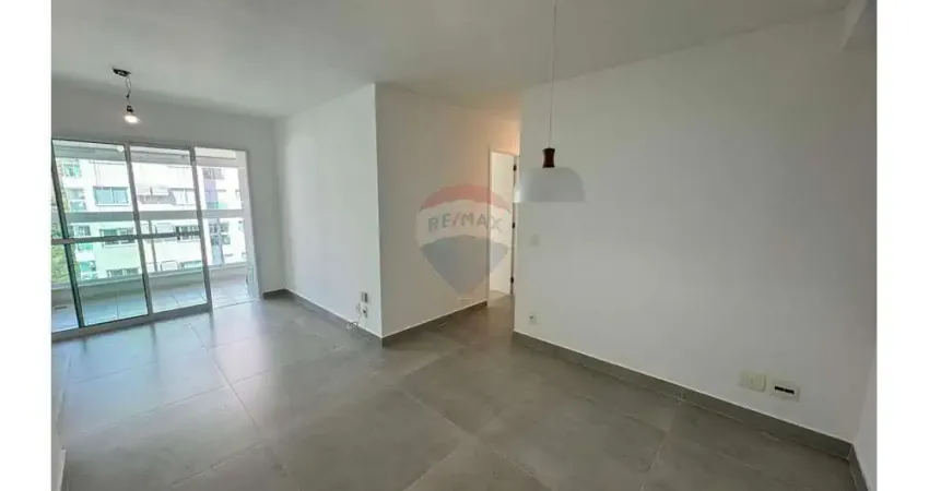 Apartamento para alugar em Recreio Dos Bandeirantes de 93.00m² com 3 Quartos, 1 Suite e 2 Garagens