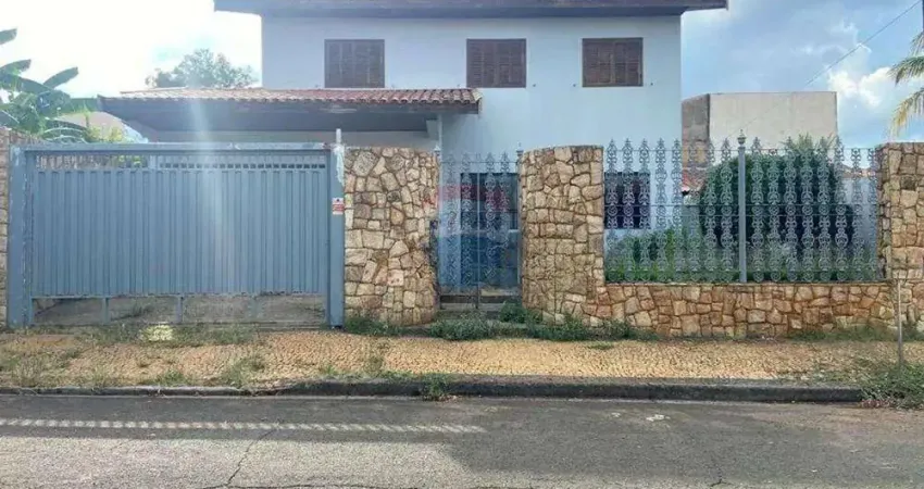 Casa para alugar em Parque Novo Mundo de 279.62m² com 3 Quartos e 1 Suite
