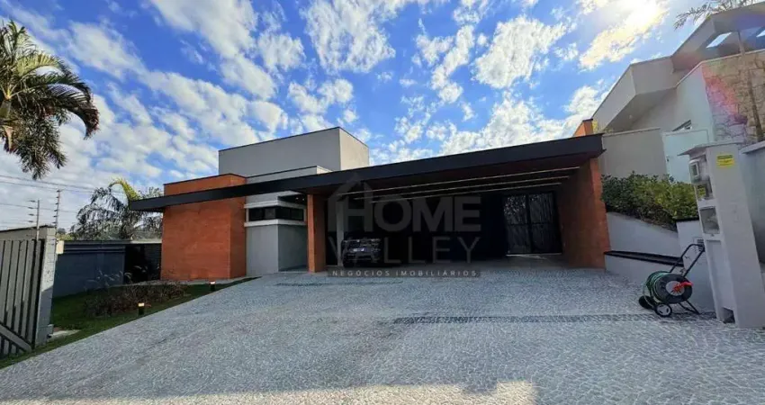 Casa de Condomínio para venda em Condomínio Querencia de 320.00m² com 4 Quartos, 3 Suites e 6 Garagens