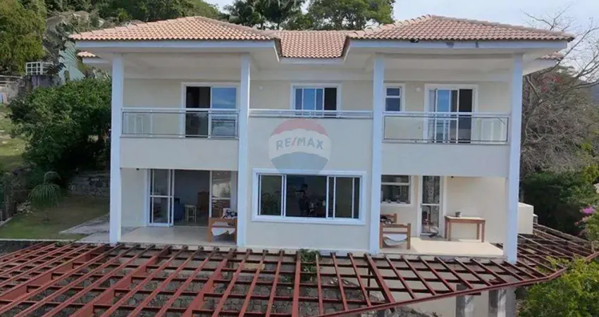 Casa de Condomínio para venda em Recreio Dos Bandeirantes de 257.00m² com 4 Quartos, 4 Suites e 4 Garagens