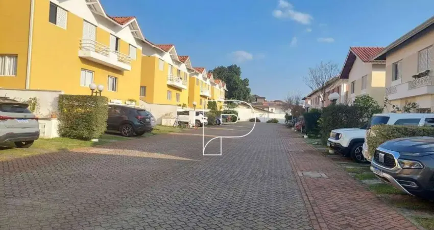 Casa de Condomínio para venda em Granja Vianna de 160.00m² com 3 Quartos, 1 Suite e 2 Garagens
