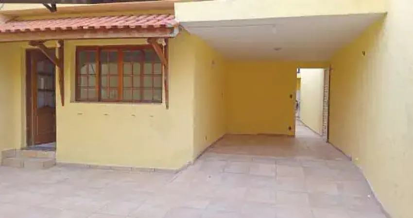 Casa para alugar em Vila Mogilar de 92.00m² com 2 Quartos, 2 Suites e 3 Garagens