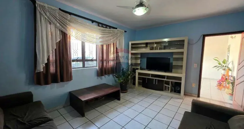 Casa para venda em Vila Bianchi de 300.00m² com 4 Quartos, 1 Suite e 2 Garagens
