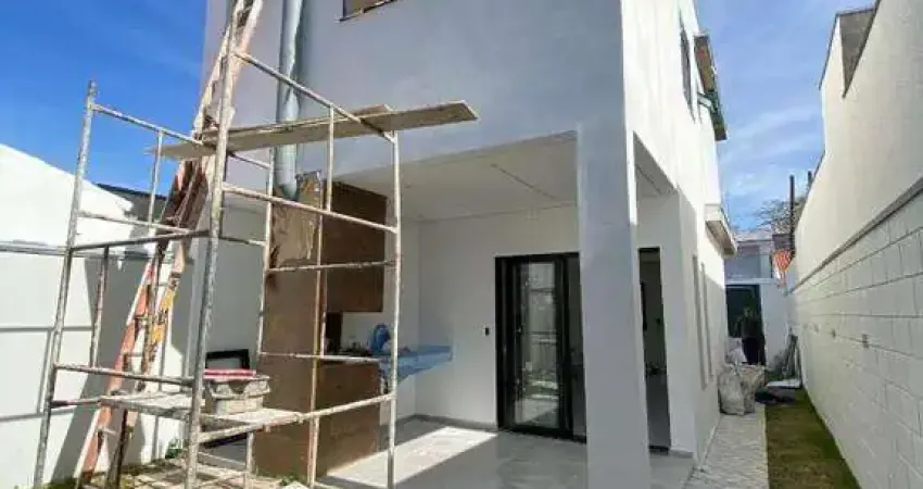 Sobrado para venda em Cézar De Souza de 125.00m² com 3 Quartos, 1 Suite e 2 Garagens