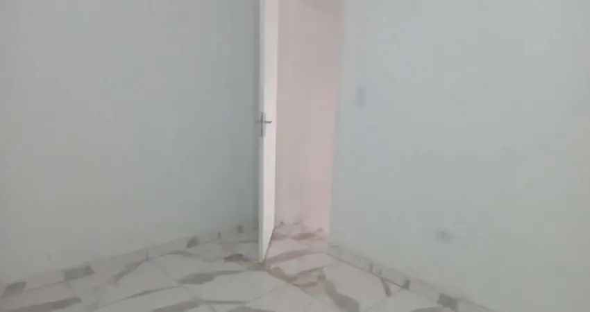 Casa para alugar em Jardim Nara Lúcia de 70.00m² com 2 Quartos e 1 Garagem