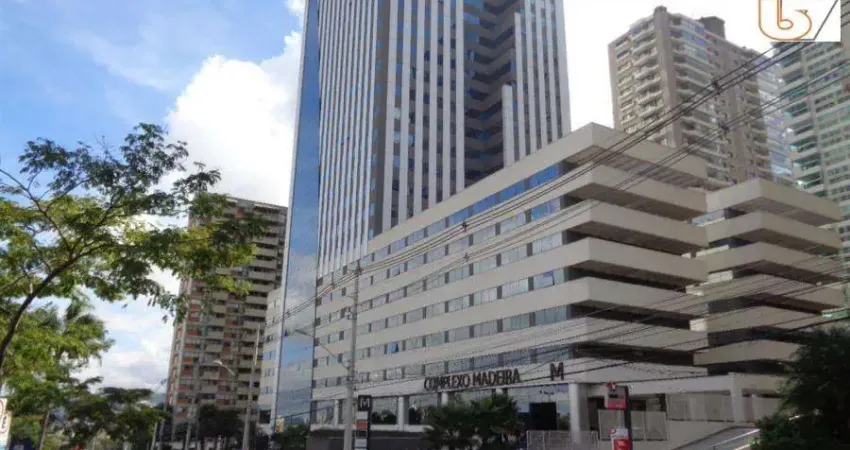 Sala Comercial para alugar em Alphaville Centro Industrial E Empresarial/alphaville. de 202.00m² com 4 Garagens