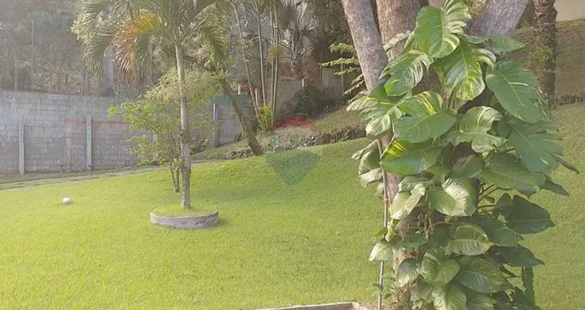 Chácara para venda em Guaratiba de 1471.00m² com 6 Quartos, 1 Suite e 10 Garagens