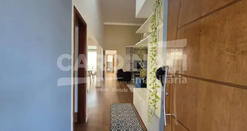 Casa de Condomínio para venda em Condomínio Residencial Quebec de 155.00m² com 3 Quartos, 1 Suite e 4 Garagens