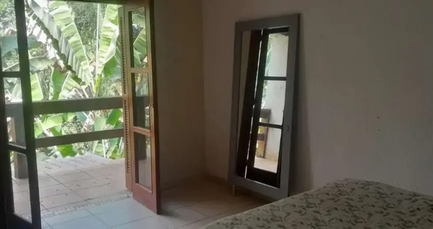 Casa de Condomínio para venda em Caraguatá de 250.00m² com 4 Quartos, 4 Suites e 3 Garagens