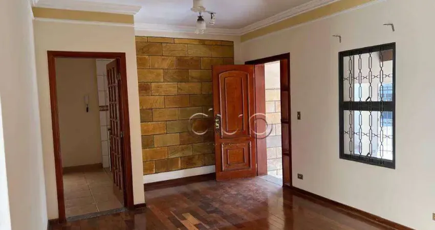 Casa para venda em Jardim Monumento de 208.00m² com 3 Quartos, 1 Suite e 2 Garagens