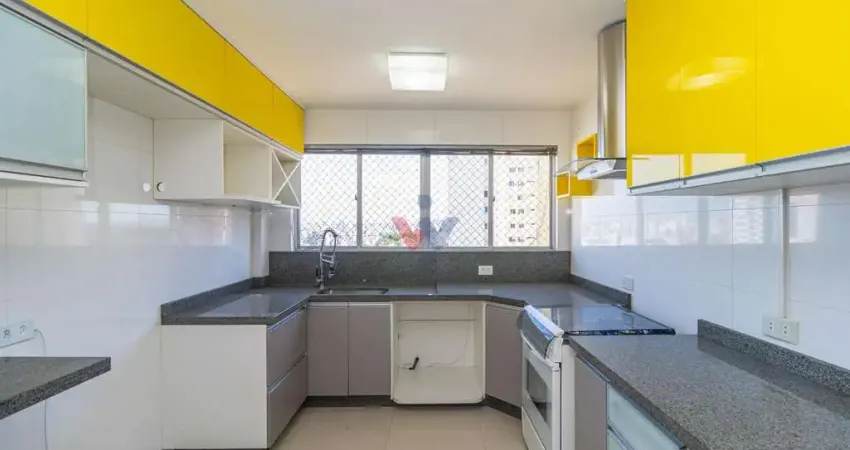 Apartamento para venda em Cristo Rei de 134.00m² com 3 Quartos, 1 Suite e 1 Garagem