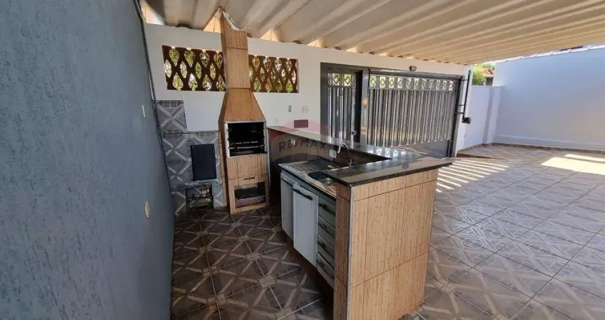 Casa para venda em Solar Boa Vista de 155.00m² com 3 Quartos, 1 Suite e 2 Garagens